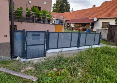 Bau eines Zauns